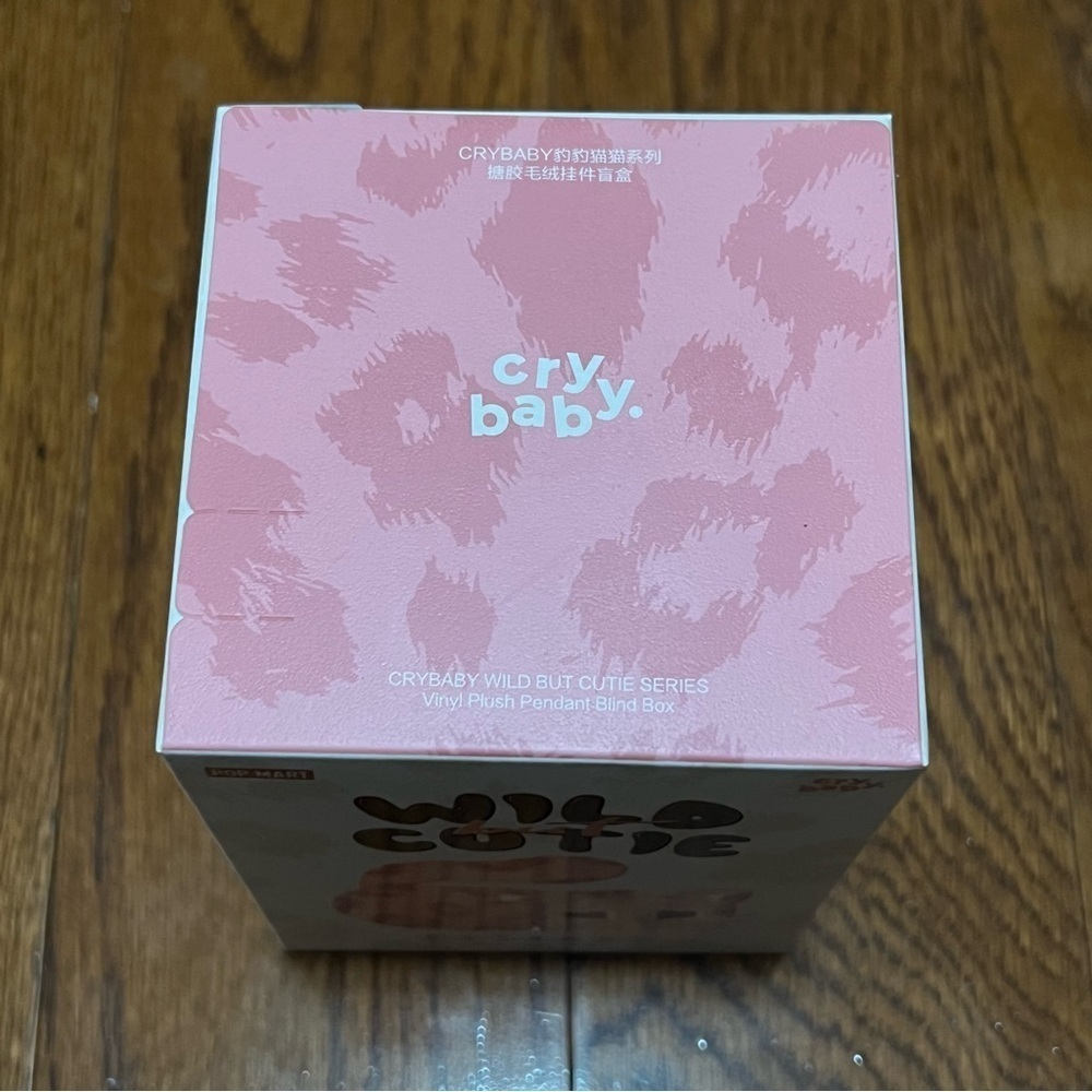 [NEW] POP MART CRYBABY Wild but Cutie Vinyl Plush Pendant Blind Box - Picture 6 of 10